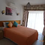 Surya Butik 호텔