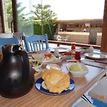 Surya Butik 알라카티