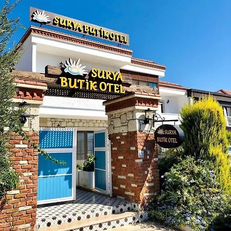 Surya Butık Otel 2*