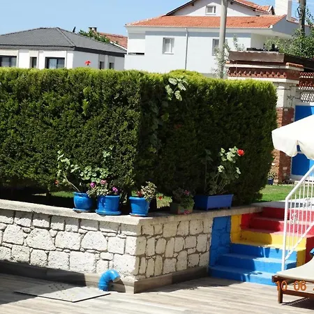 Otel Surya Butık 2*