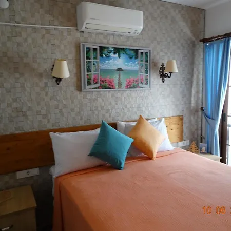 Surya Butik Alaçatı
