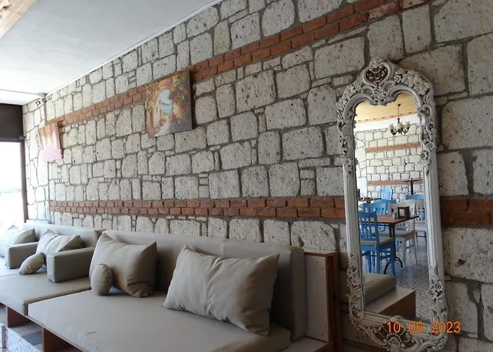 Surya Butik 알라카티